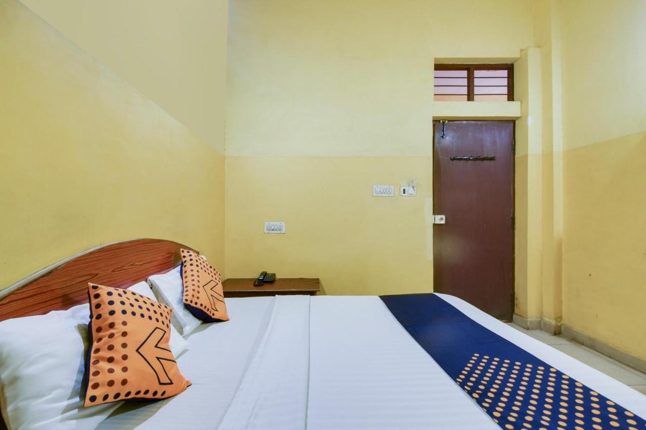 Spot On 74228 Galaxy Comforts Hotel Narasimharaja Puram Luaran gambar