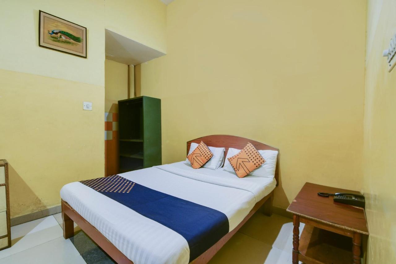 Spot On 74228 Galaxy Comforts Hotel Narasimharaja Puram Luaran gambar